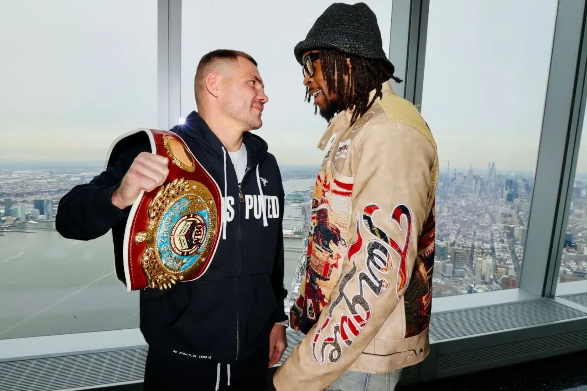 Berinchyk y Davis en el rascacielos One World Trade Center previo a su combate