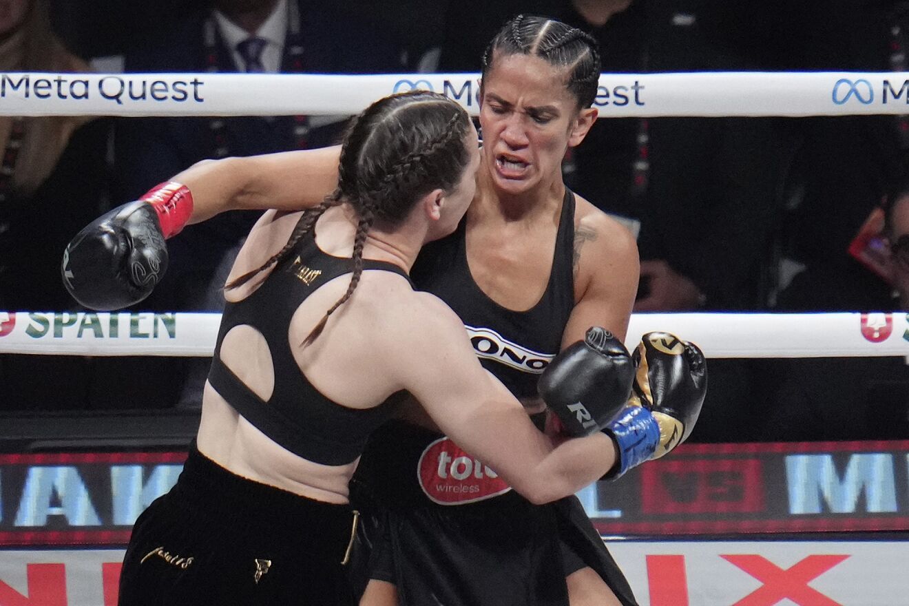 Katie Taylor le ha ganado a Amanda Serrano en sus dos combates...