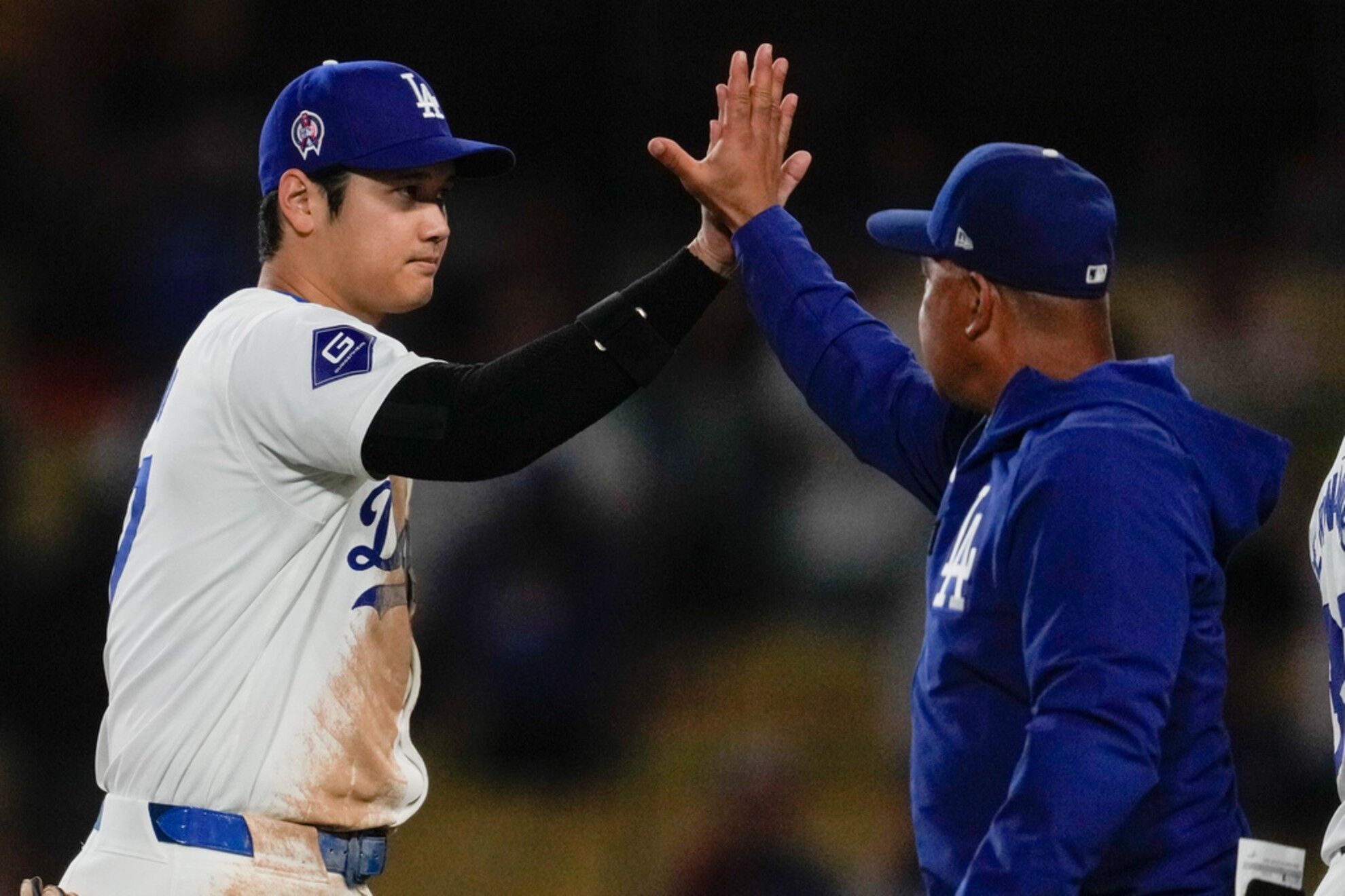 Dave Roberts elogia a Shohei Ohtani: Posiblemente sea el mejor jugador de la historia