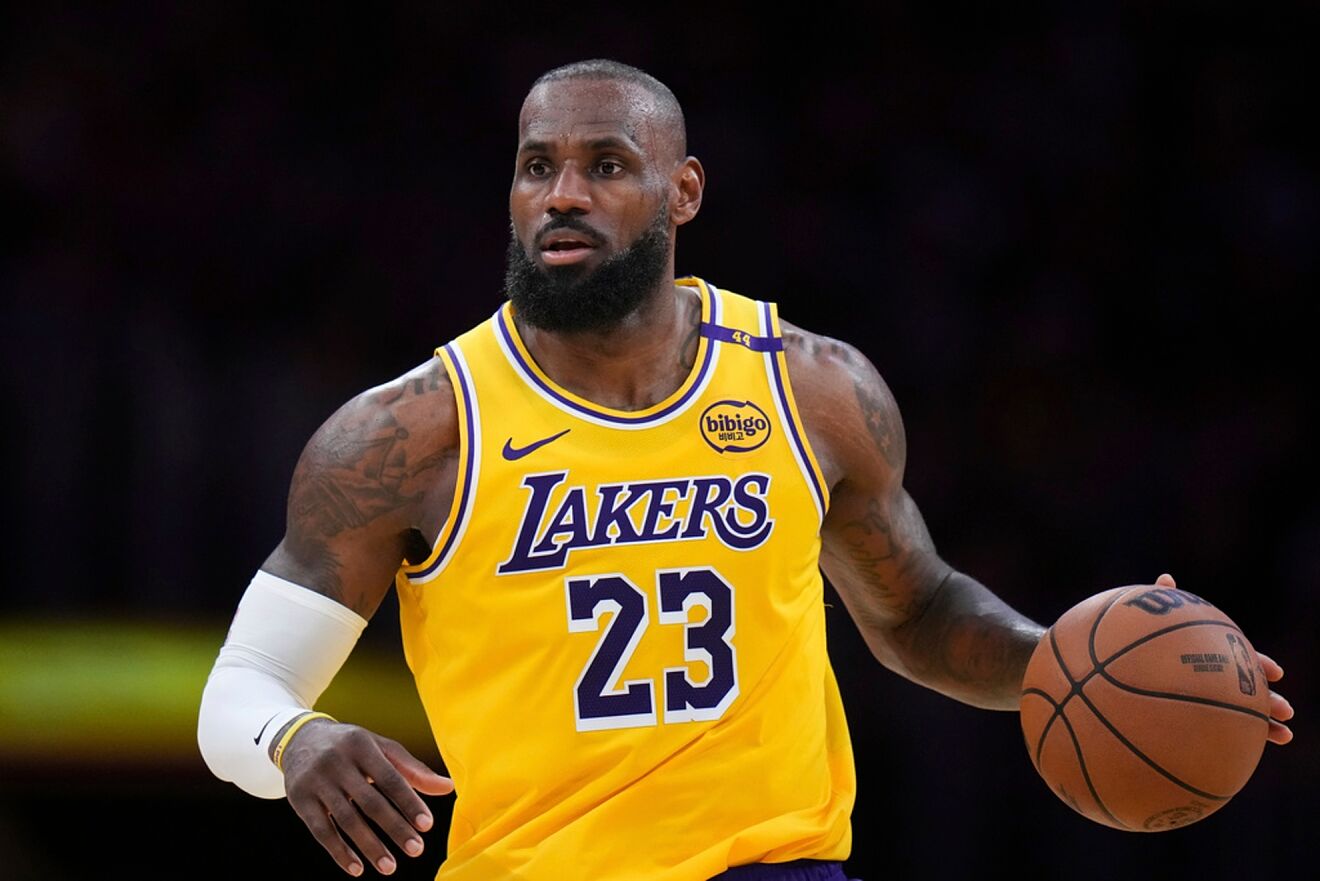 Los Lakers en problemas:  La recuperacin de LeBron se retrasa